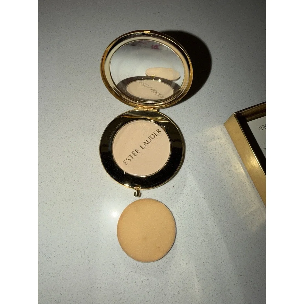 New Estee Lauder GOLDEN LEO Compact Lucidity Transparent #6 Pressed Powder